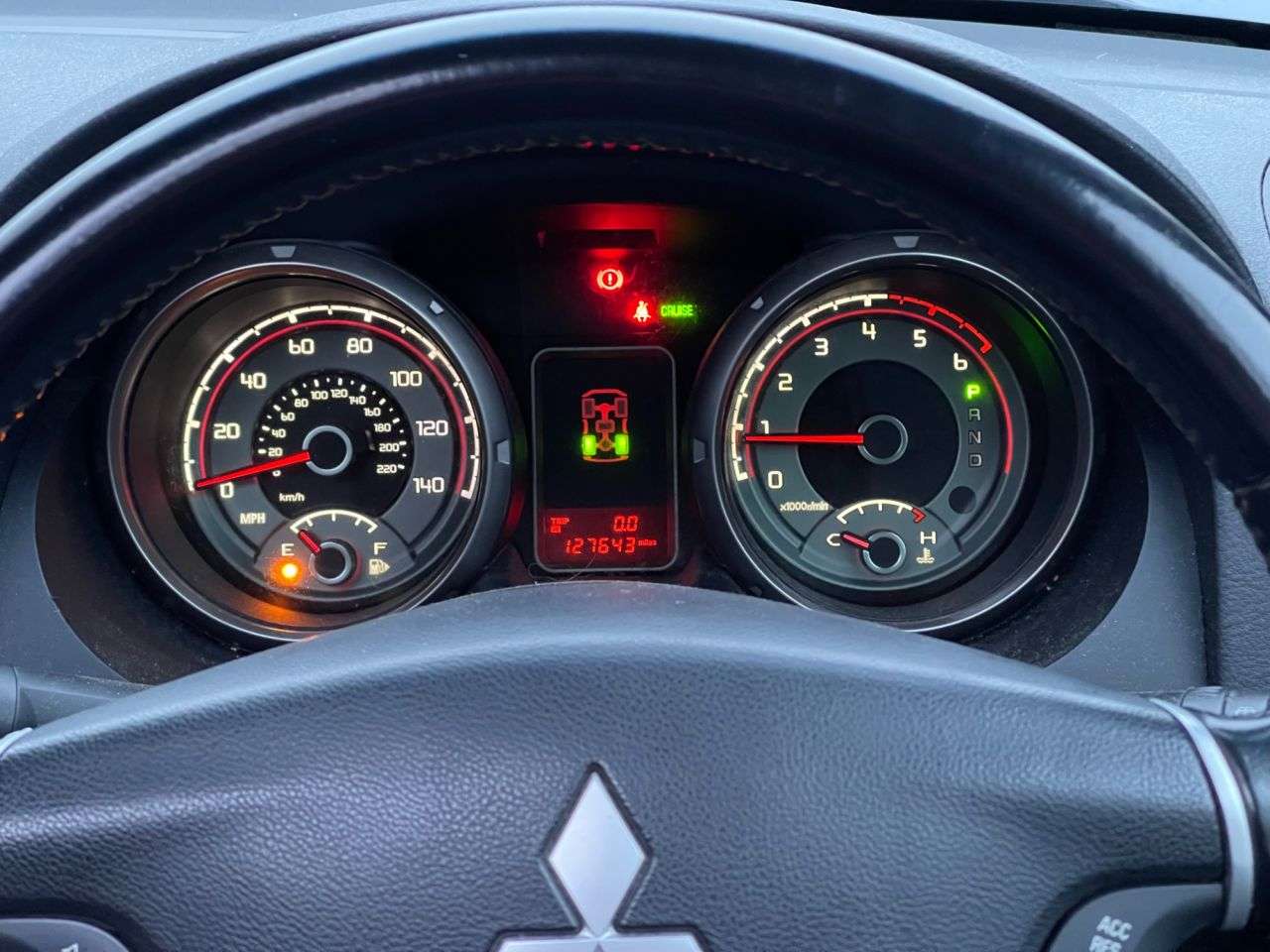 2012 MITSUBISHI SHOGUN 2012 MITSUBISHI SHOGUN