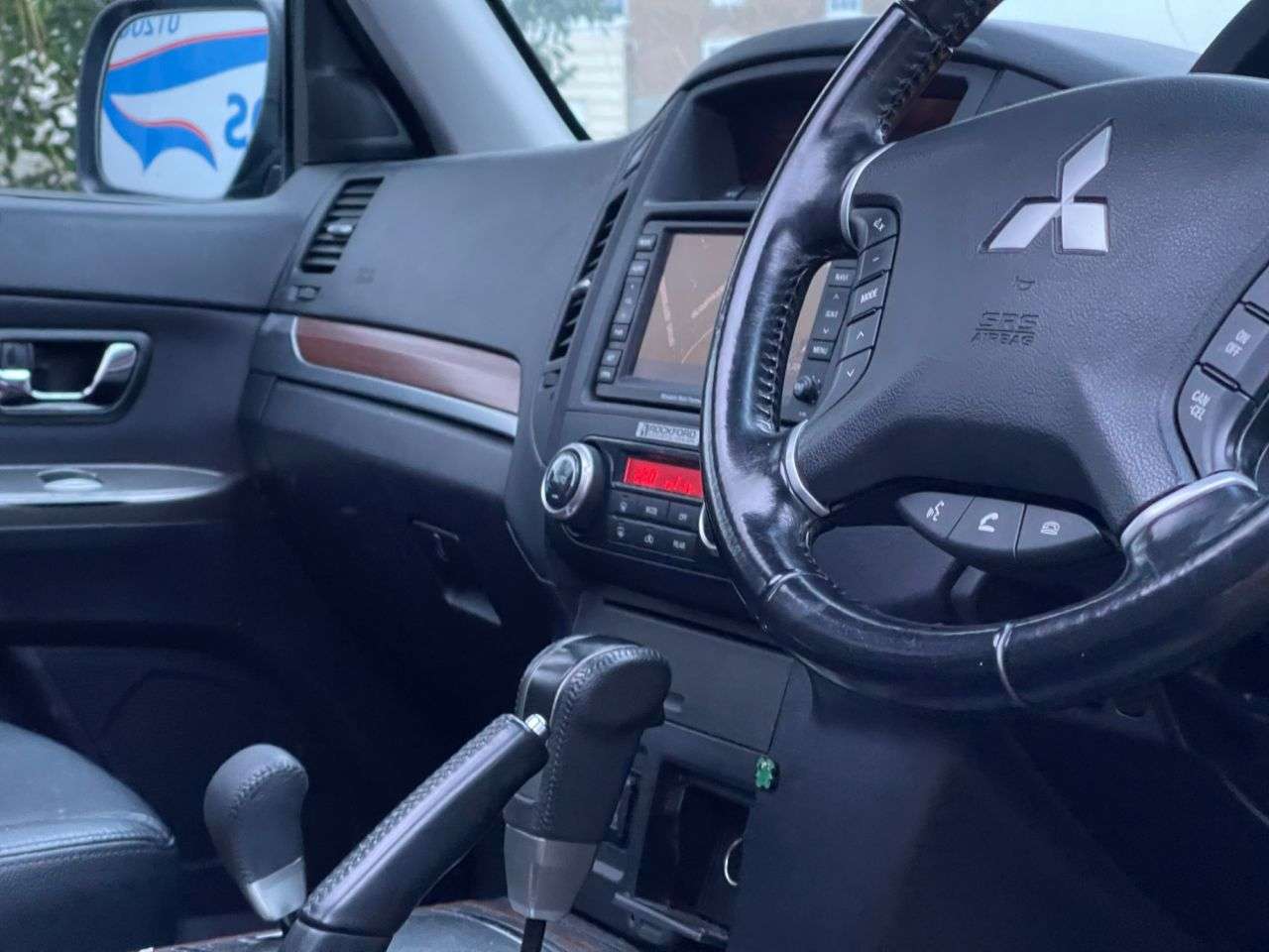 2012 MITSUBISHI SHOGUN 2012 MITSUBISHI SHOGUN