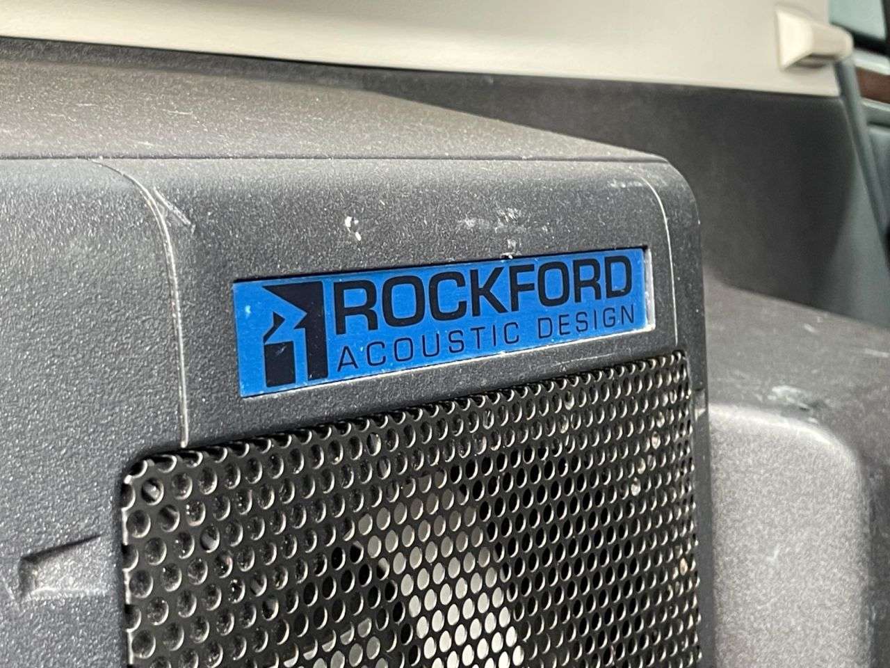 2012 MITSUBISHI SHOGUN 2012 MITSUBISHI SHOGUN