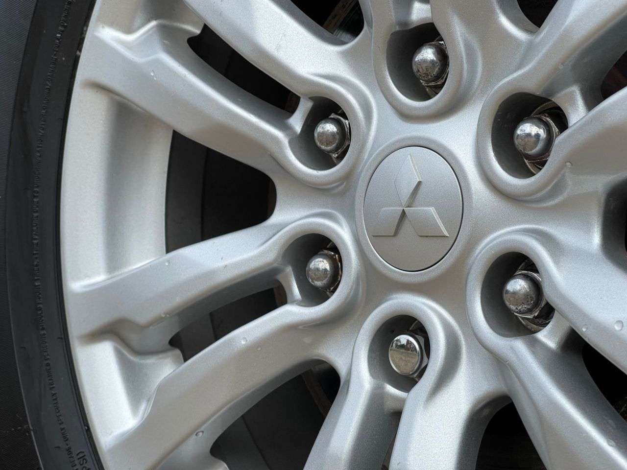 2012 MITSUBISHI SHOGUN 2012 MITSUBISHI SHOGUN