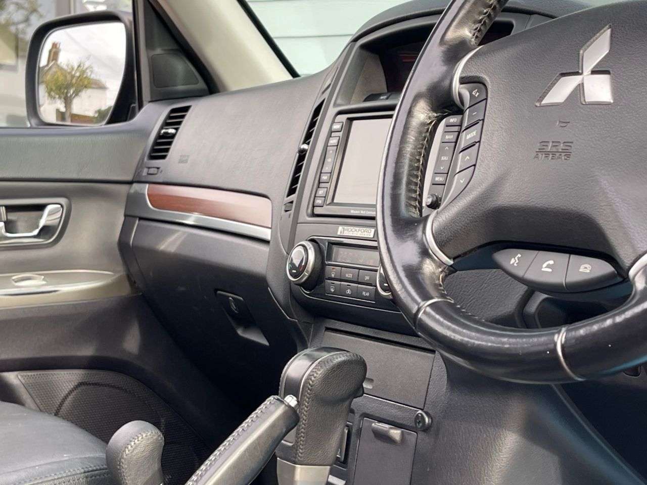 2012 MITSUBISHI SHOGUN 2012 MITSUBISHI SHOGUN