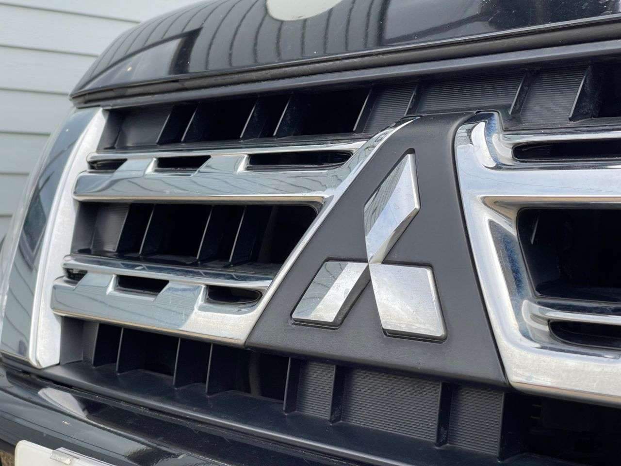 2012 MITSUBISHI SHOGUN 2012 MITSUBISHI SHOGUN