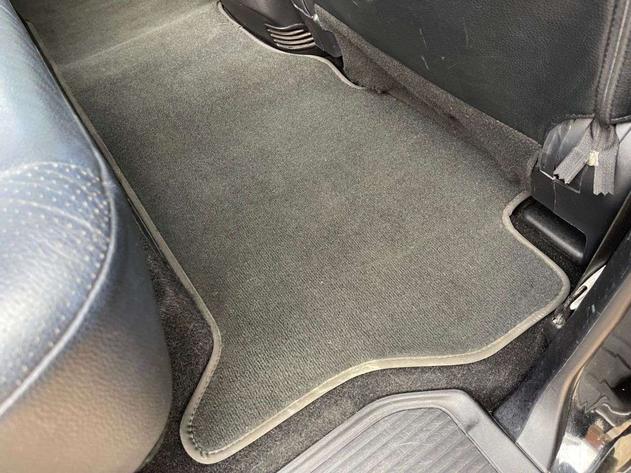 2012 MITSUBISHI SHOGUN 2012 MITSUBISHI SHOGUN