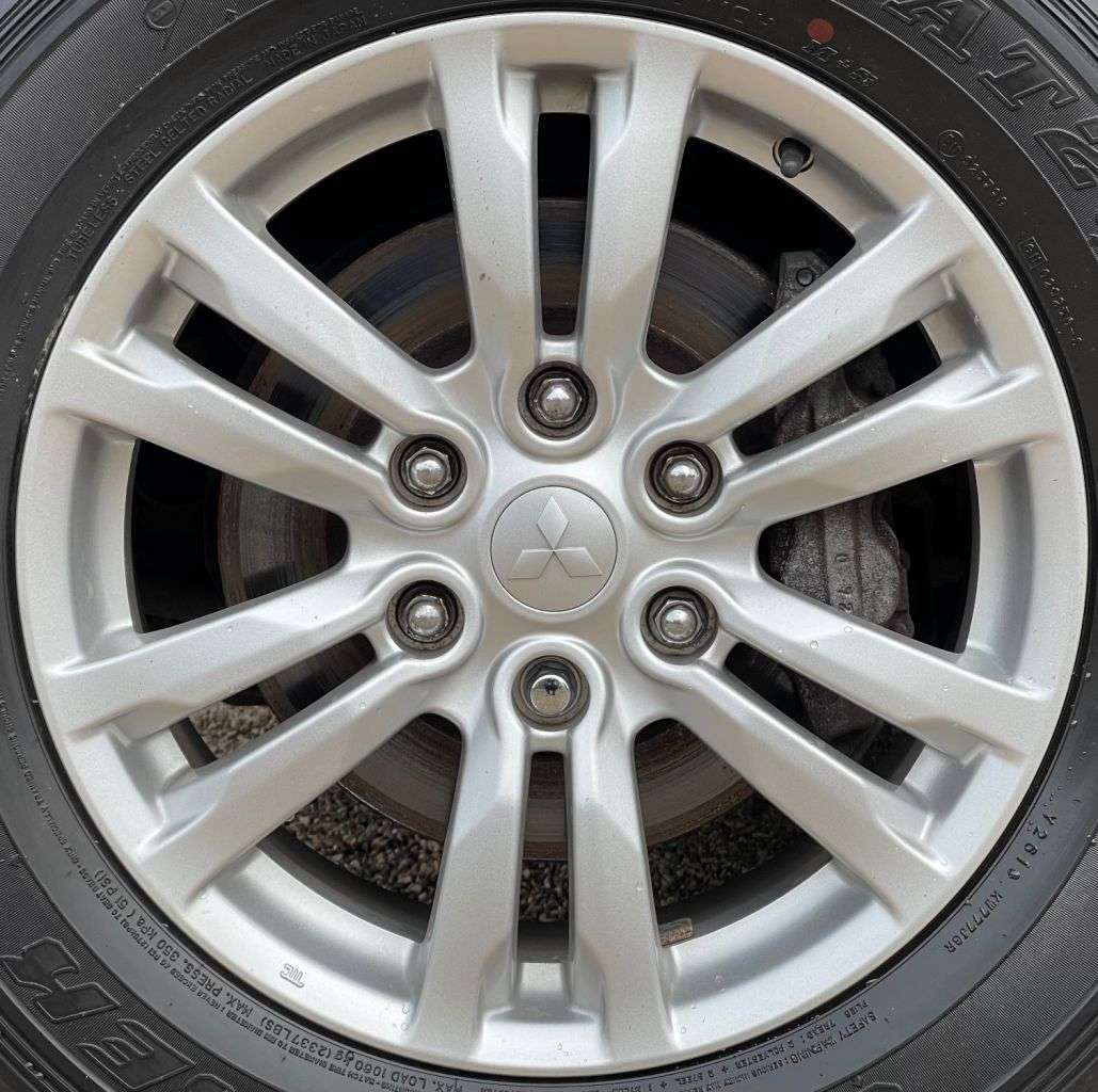 2012 MITSUBISHI SHOGUN 2012 MITSUBISHI SHOGUN