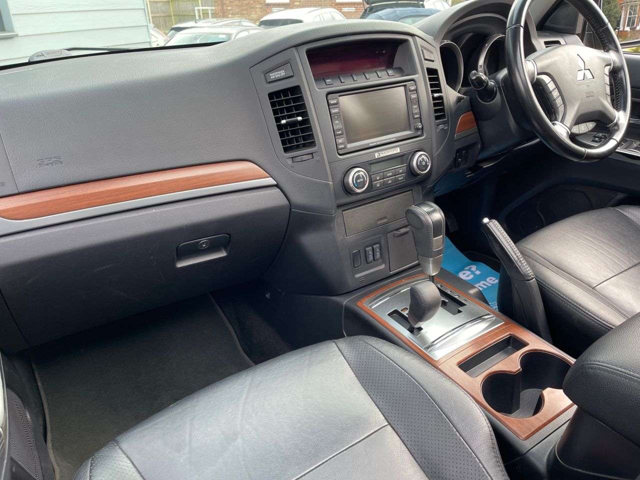 2012 MITSUBISHI SHOGUN 2012 MITSUBISHI SHOGUN