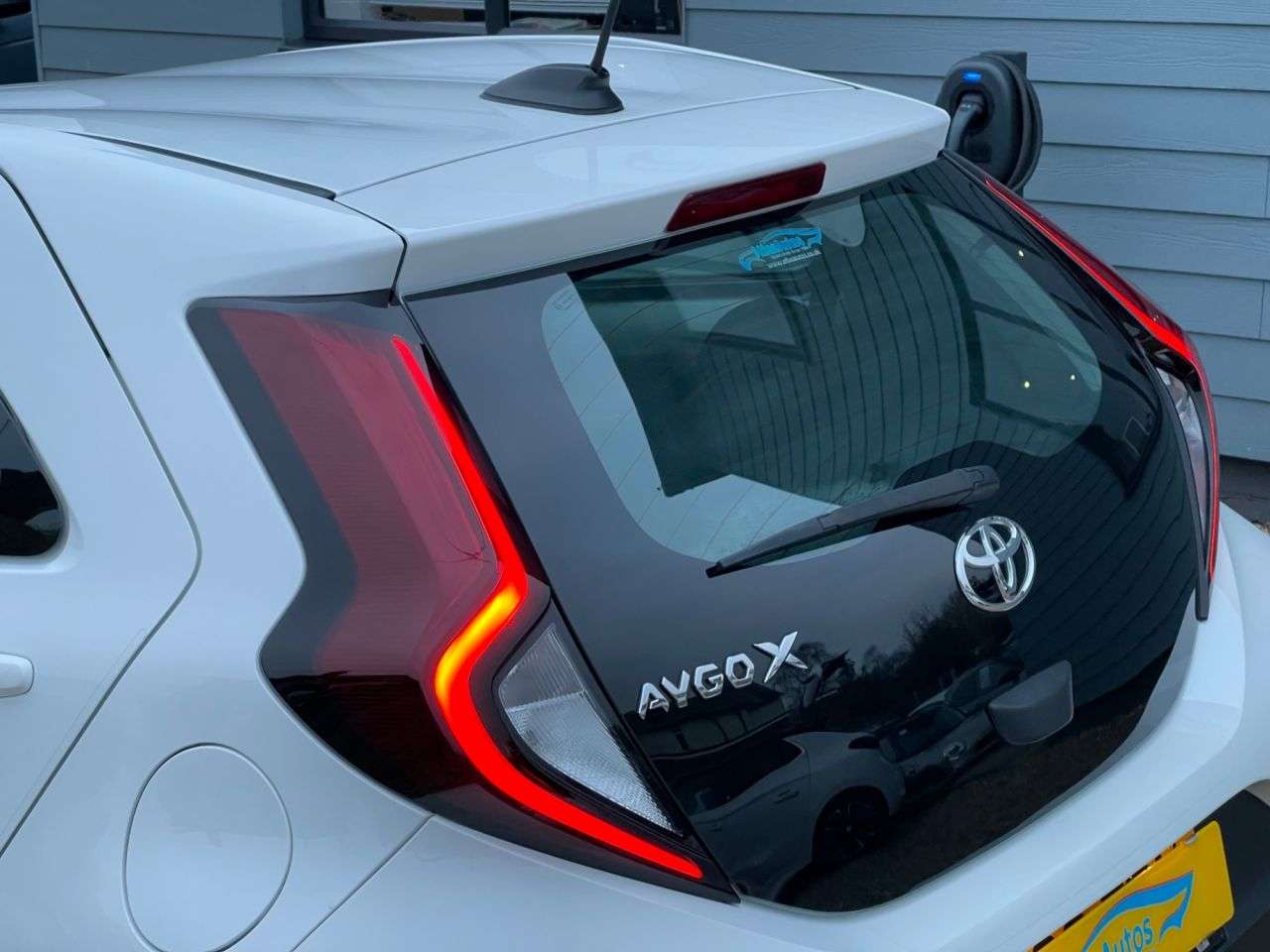 2023 TOYOTA AYGO X 2023 TOYOTA AYGO X