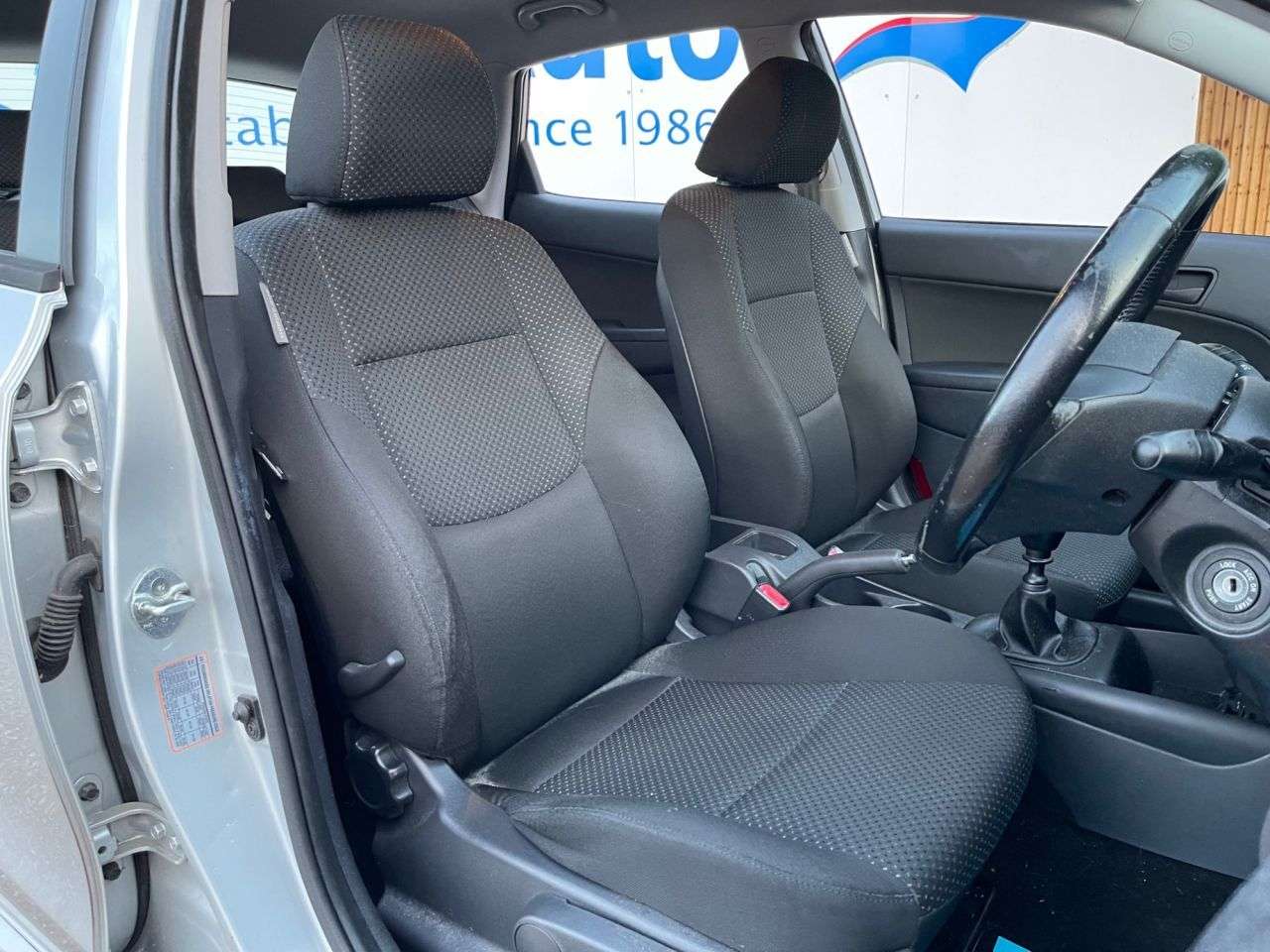 A 2010 HYUNDAI I30 1.6 CRDi Edition Hatchback 5dr Diesel Manual Euro 4 (115 ps) £35 ROAD TAX-U A 2010 HYUNDAI I30 1.6 CRDi Edition Hatchback 5dr Diesel Manual Euro 4 (115 ps) £35 ROAD TAX-U