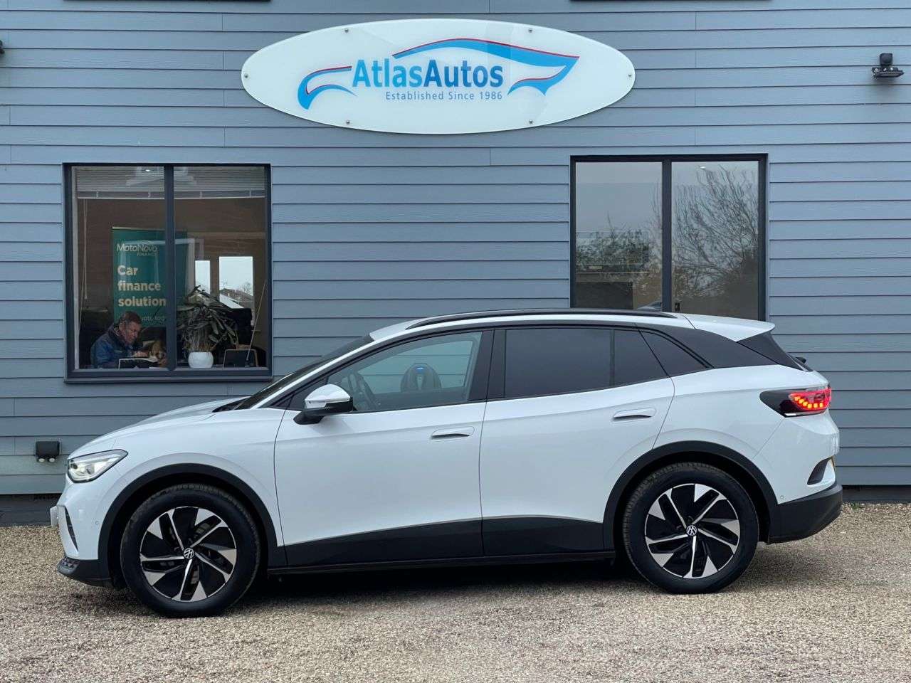 2024 VOLKSWAGEN ID.4 2024 VOLKSWAGEN ID.4