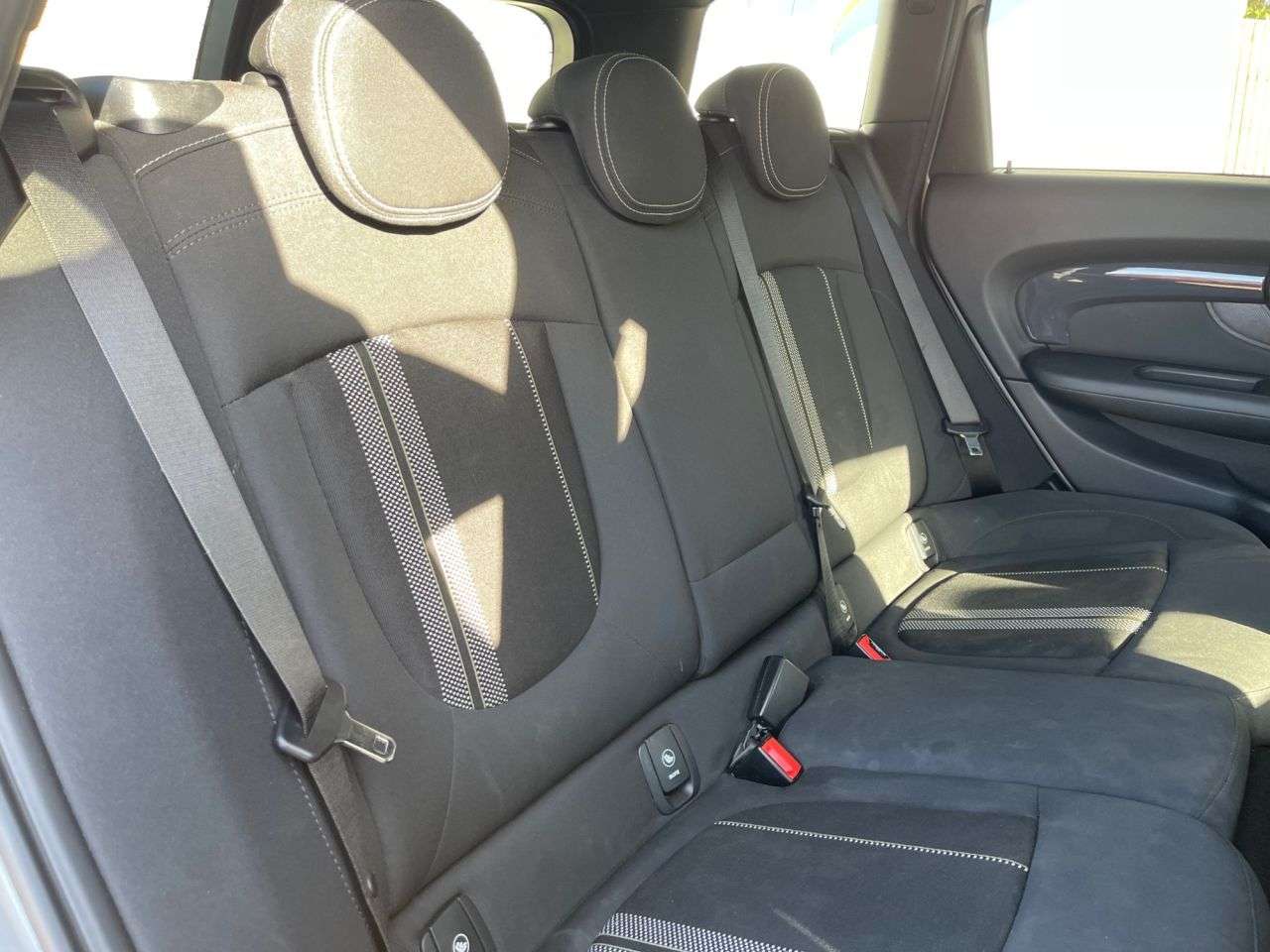 2018 MINI CLUBMAN 2018 MINI CLUBMAN