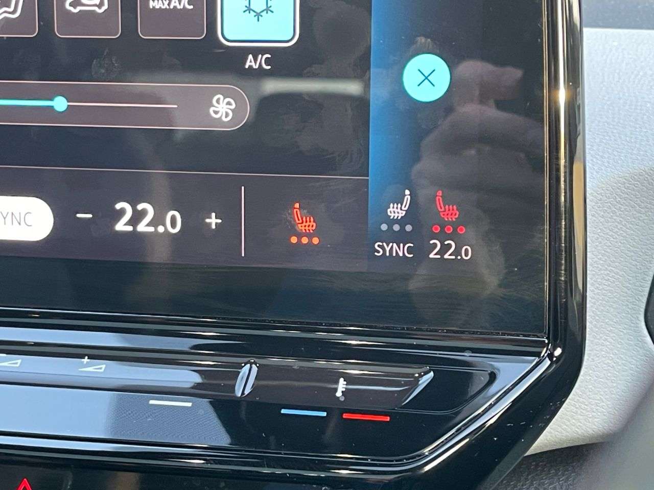 A 2022 VOLKSWAGEN ID.3 Pro Performance 58kWh Family Hatchback 5dr Electric Auto (204 ps) REAR CAME A 2022 VOLKSWAGEN ID.3 Pro Performance 58kWh Family Hatchback 5dr Electric Auto (204 ps) REAR CAME