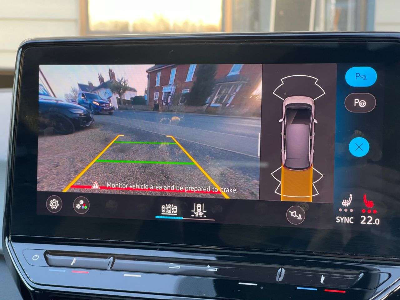 A 2022 VOLKSWAGEN ID.3 Pro Performance 58kWh Family Hatchback 5dr Electric Auto (204 ps) REAR CAME A 2022 VOLKSWAGEN ID.3 Pro Performance 58kWh Family Hatchback 5dr Electric Auto (204 ps) REAR CAME