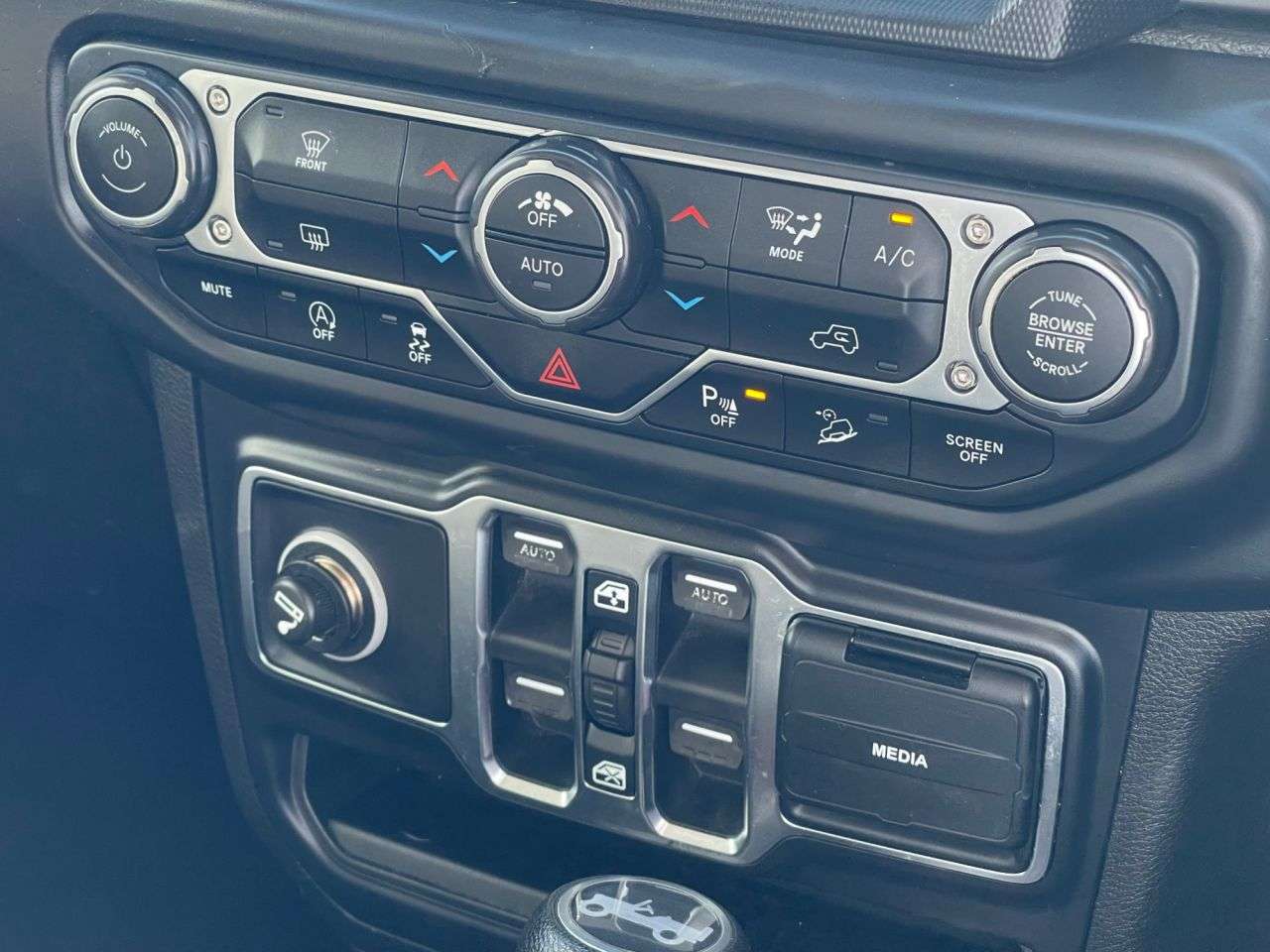 2019 JEEP WRANGLER 2019 JEEP WRANGLER