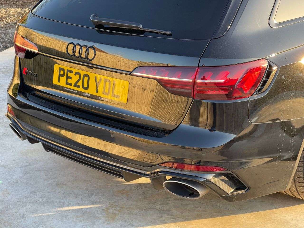 2020 AUDI RS4 AVANT 2020 AUDI RS4 AVANT