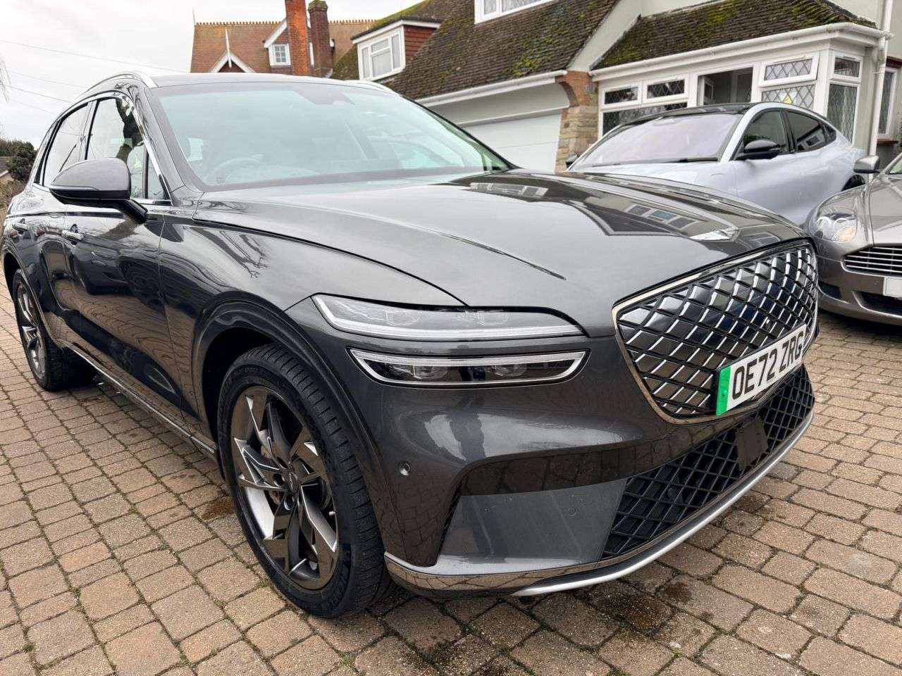 A 2022 GENESIS GV70 (77.4kWh, Dual Motor) Sport SUV 5dr Electric Auto 4WD (490 ps) ELECTRIC HEA A 2022 GENESIS GV70 (77.4kWh, Dual Motor) Sport SUV 5dr Electric Auto 4WD (490 ps) ELECTRIC HEA