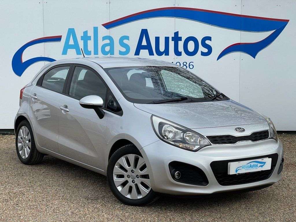 A 2013 KIA RIO 2 A 2013 KIA RIO 2