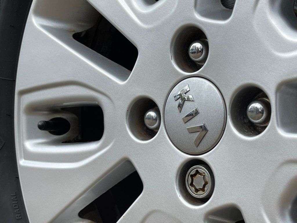 2013 KIA RIO 2013 KIA RIO