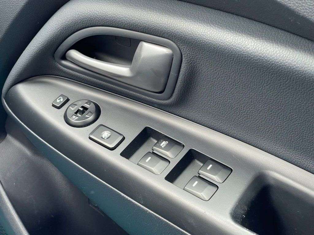 2013 KIA RIO 2013 KIA RIO