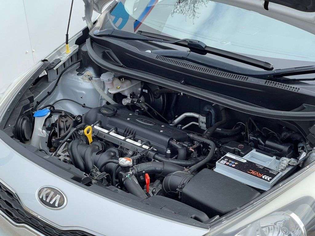 2013 KIA RIO 2013 KIA RIO