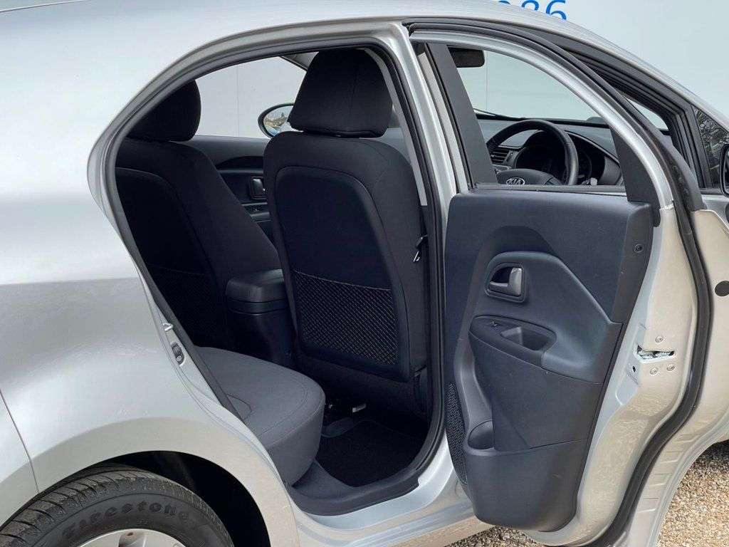 2013 KIA RIO 2013 KIA RIO