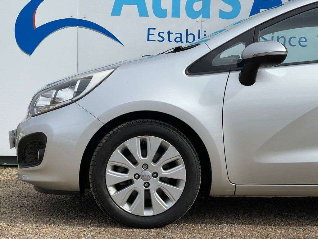 2013 KIA RIO 2013 KIA RIO