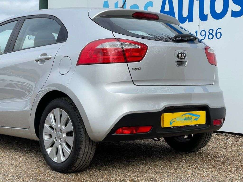 2013 KIA RIO 2013 KIA RIO