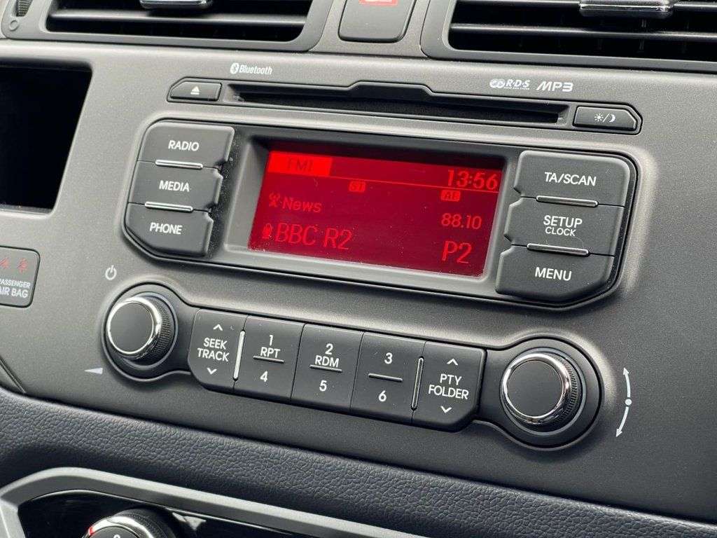 2013 KIA RIO 2013 KIA RIO