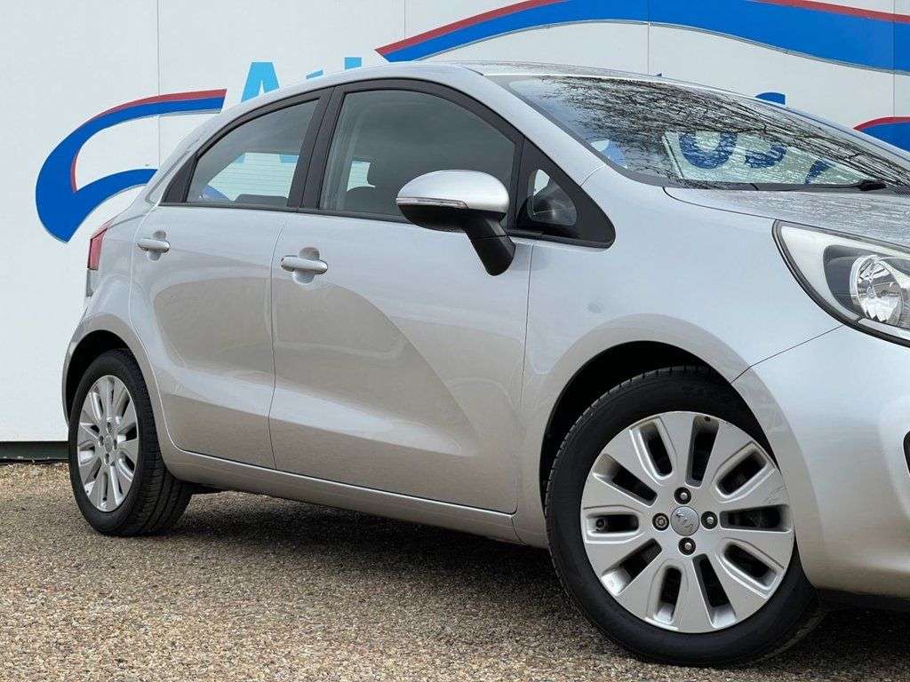 2013 KIA RIO 2013 KIA RIO