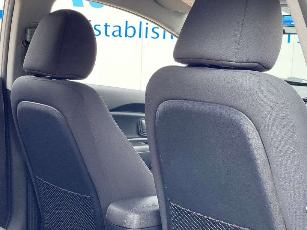 2013 KIA RIO 2013 KIA RIO