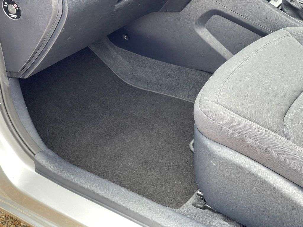 2013 KIA RIO 2013 KIA RIO