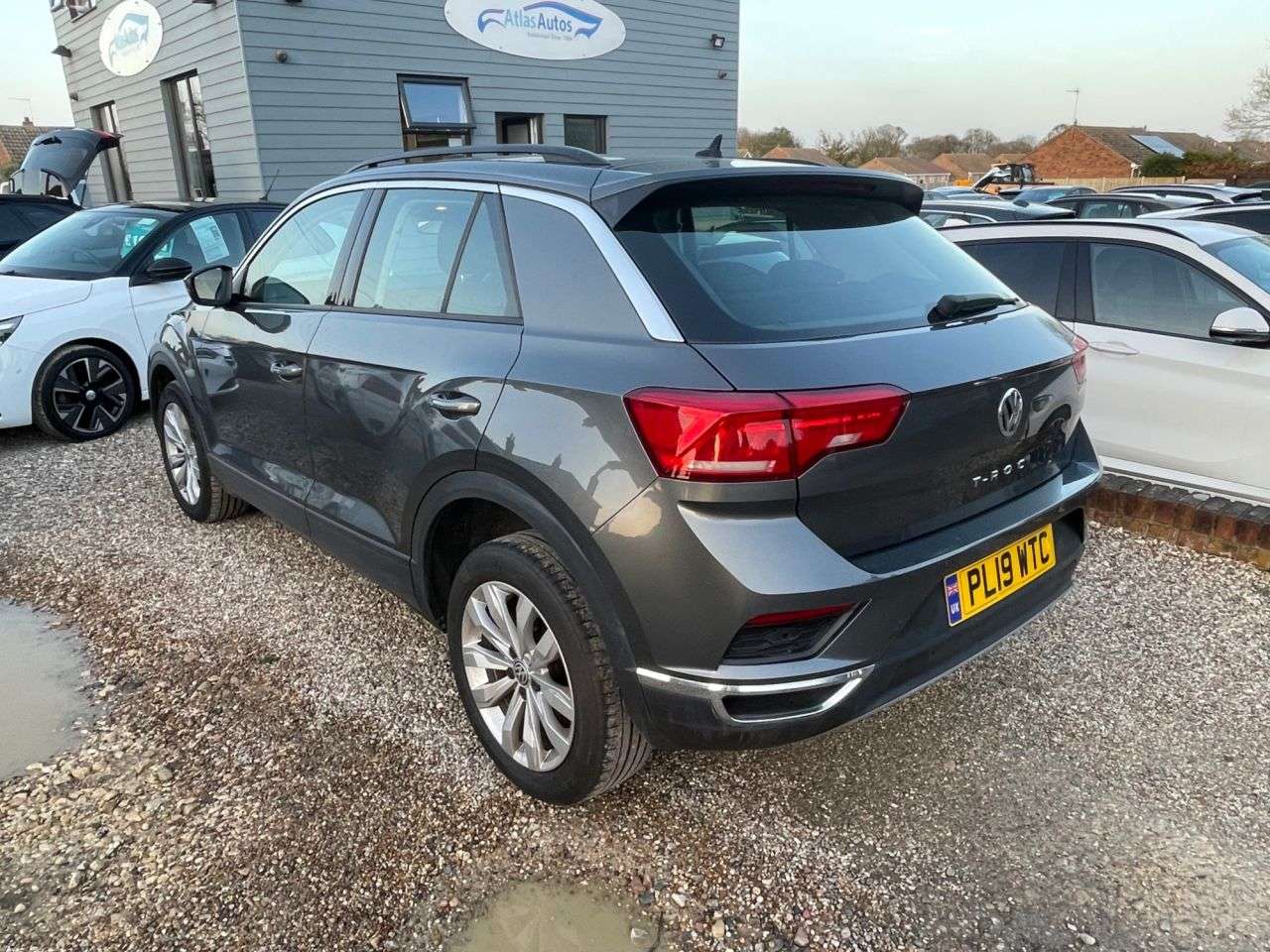 A 2019 VOLKSWAGEN T-ROC 1.6 TDI SE SUV 5dr Diesel Manual Euro 6 (s/s) (115 ps) APPLE CAR PLAY, CRUI A 2019 VOLKSWAGEN T-ROC 1.6 TDI SE SUV 5dr Diesel Manual Euro 6 (s/s) (115 ps) APPLE CAR PLAY, CRUI