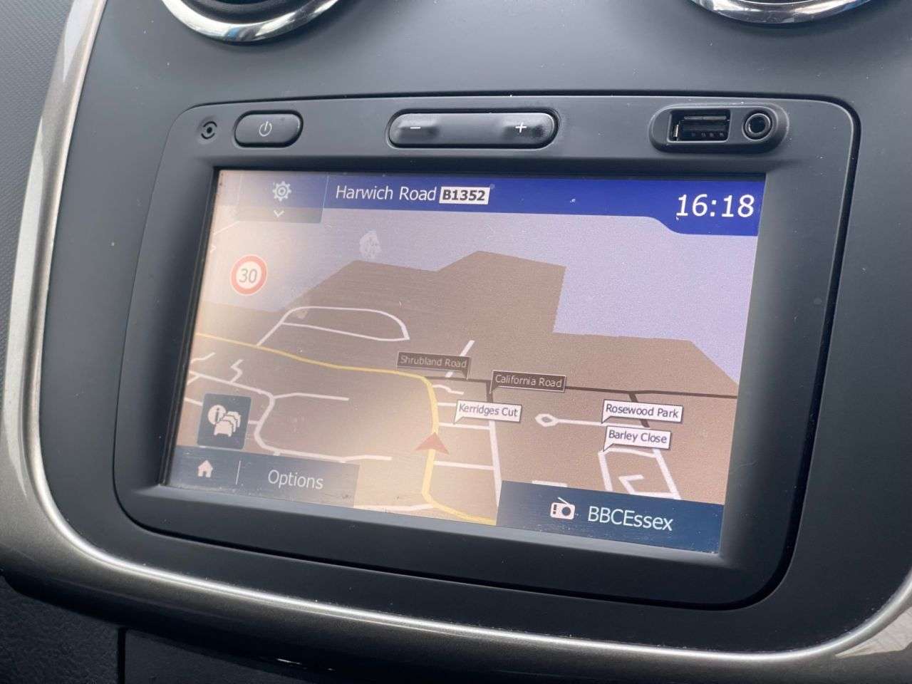 A 2016 DACIA SANDERO STEPWAY 0.9 TCe Laureate Hatchback 5dr Petrol Manual Euro 6 (s/s) (90 ps) A 2016 DACIA SANDERO STEPWAY 0.9 TCe Laureate Hatchback 5dr Petrol Manual Euro 6 (s/s) (90 ps)