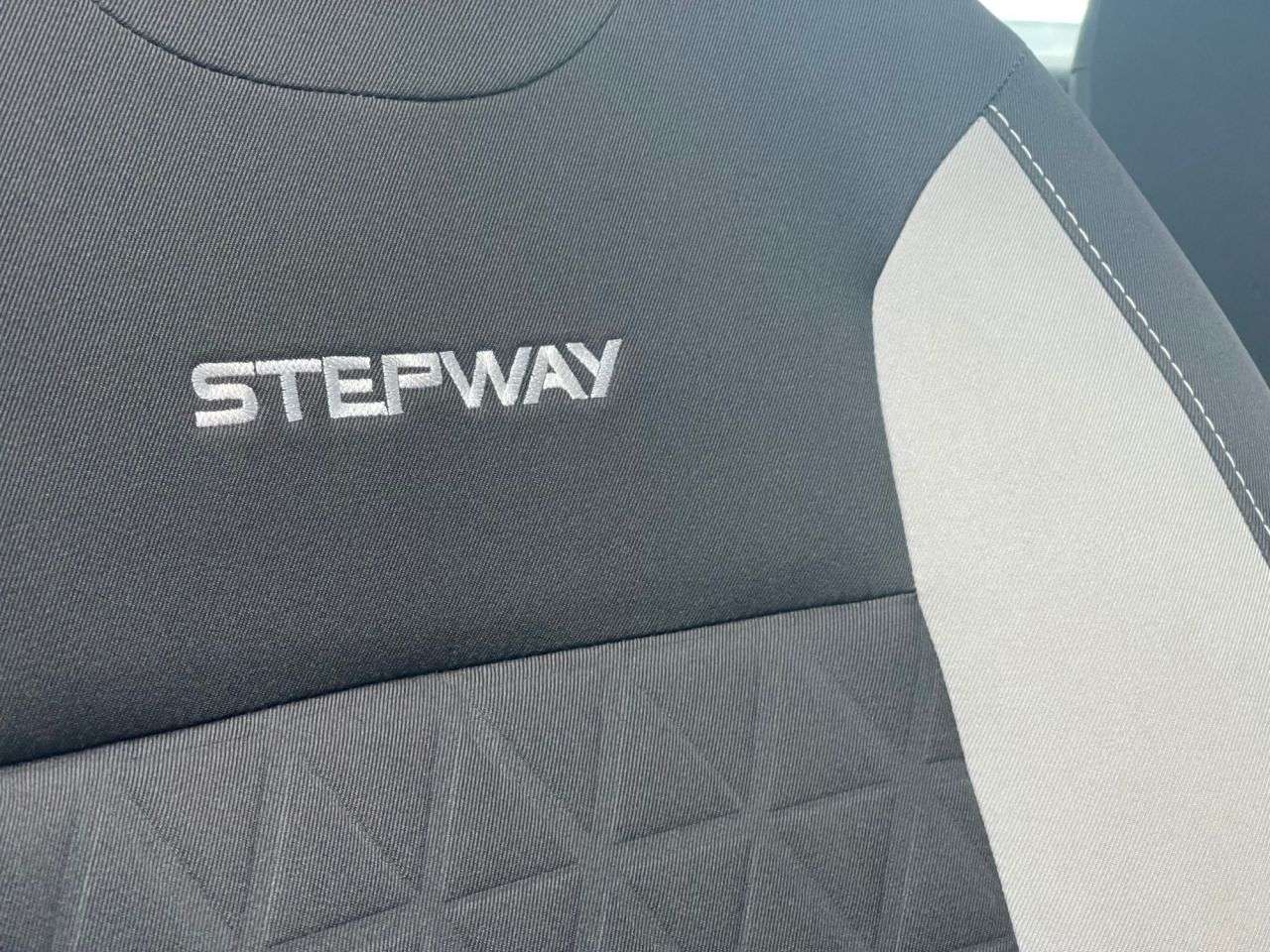 2016 DACIA SANDERO STEPWAY 2016 DACIA SANDERO STEPWAY