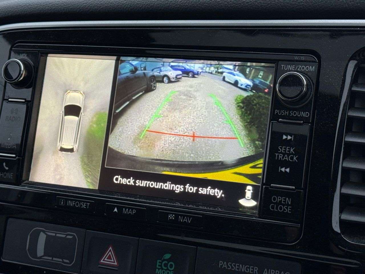 A 2016 MITSUBISHI OUTLANDER 2.0h 12kWh GX4h SUV 5dr Petrol Plug-in Hybrid CVT 4WD Euro 6 (s/s) (200 ps) A 2016 MITSUBISHI OUTLANDER 2.0h 12kWh GX4h SUV 5dr Petrol Plug-in Hybrid CVT 4WD Euro 6 (s/s) (200 ps)