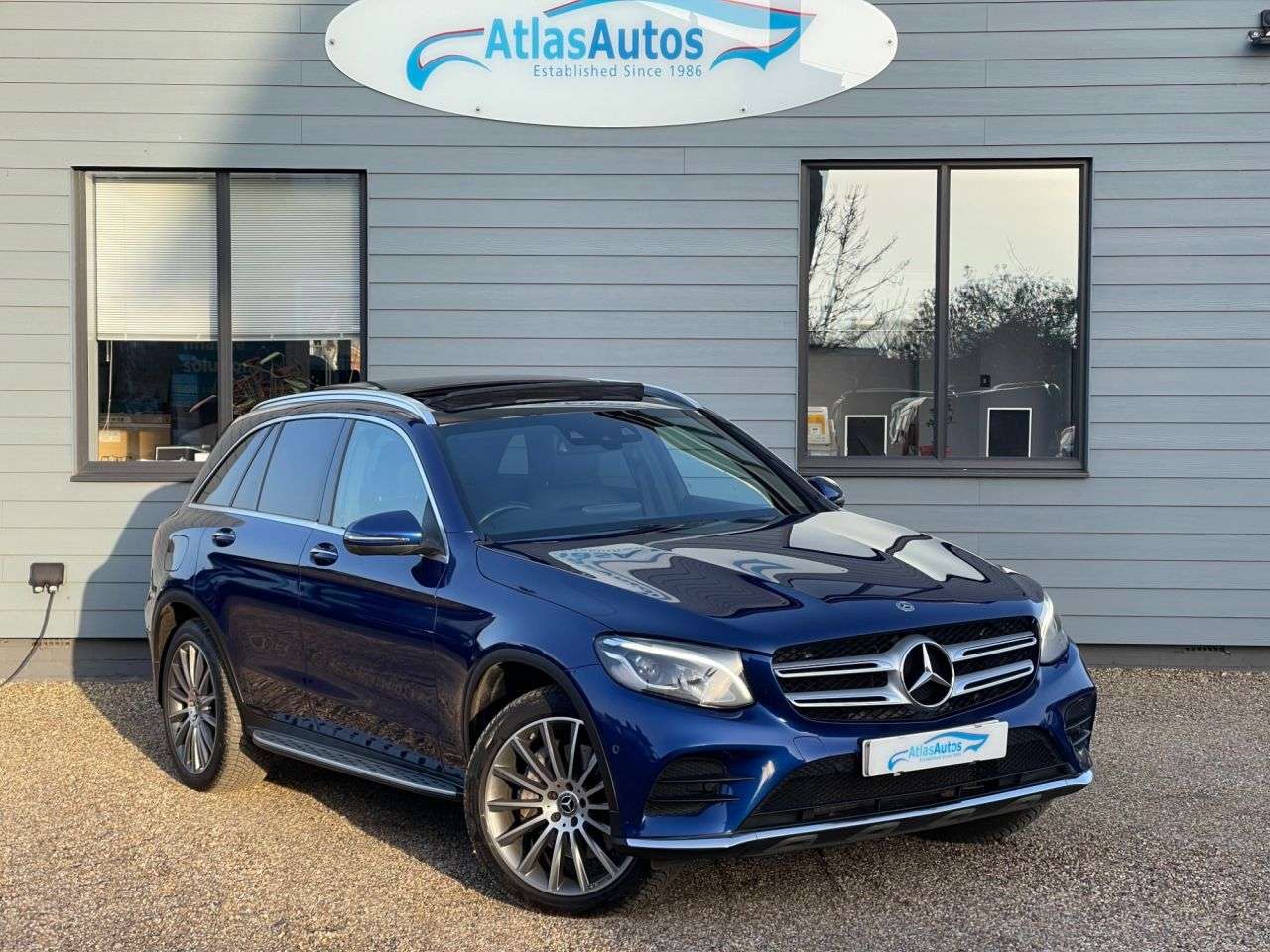 A 2018 MERCEDES-BENZ GLC 2.1 GLC250d AMG Line (Premium Plus) SUV 5dr Diesel G-Tronic 4MATIC Euro 6 ( A 2018 MERCEDES-BENZ GLC 2.1 GLC250d AMG Line (Premium Plus) SUV 5dr Diesel G-Tronic 4MATIC Euro 6 (