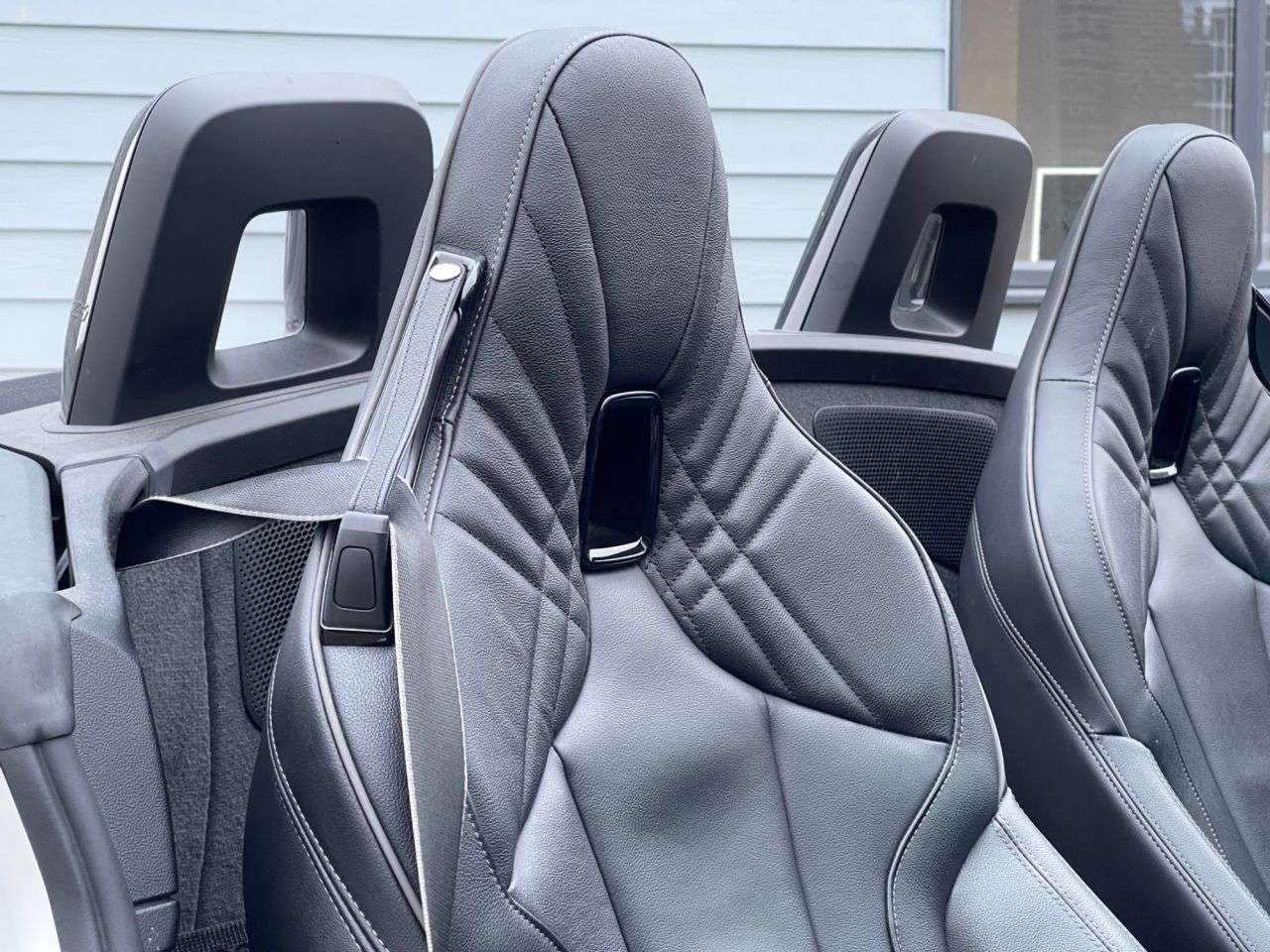 A 2020 BMW Z4 2.0 20i M Sport Convertible 2dr Petrol Auto sDrive Euro 6 (s/s) (197 ps) A 2020 BMW Z4 2.0 20i M Sport Convertible 2dr Petrol Auto sDrive Euro 6 (s/s) (197 ps)