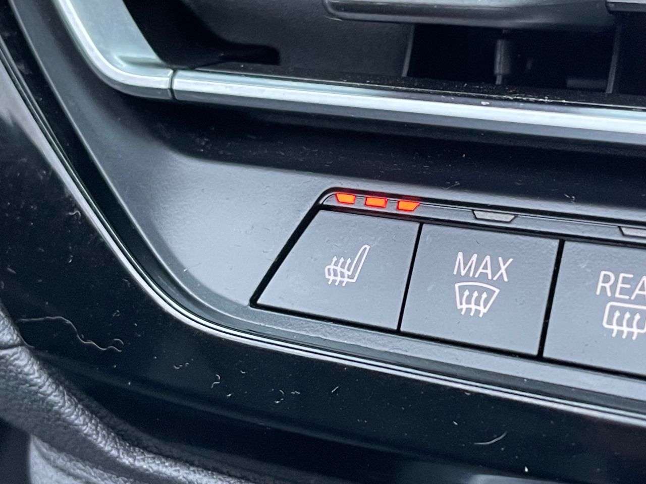 A 2020 BMW Z4 2.0 20i M Sport Convertible 2dr Petrol Auto sDrive Euro 6 (s/s) (197 ps) A 2020 BMW Z4 2.0 20i M Sport Convertible 2dr Petrol Auto sDrive Euro 6 (s/s) (197 ps)