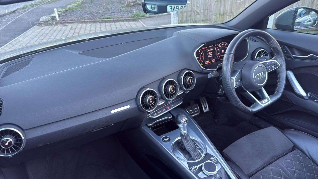 2021 AUDI TT 2021 AUDI TT