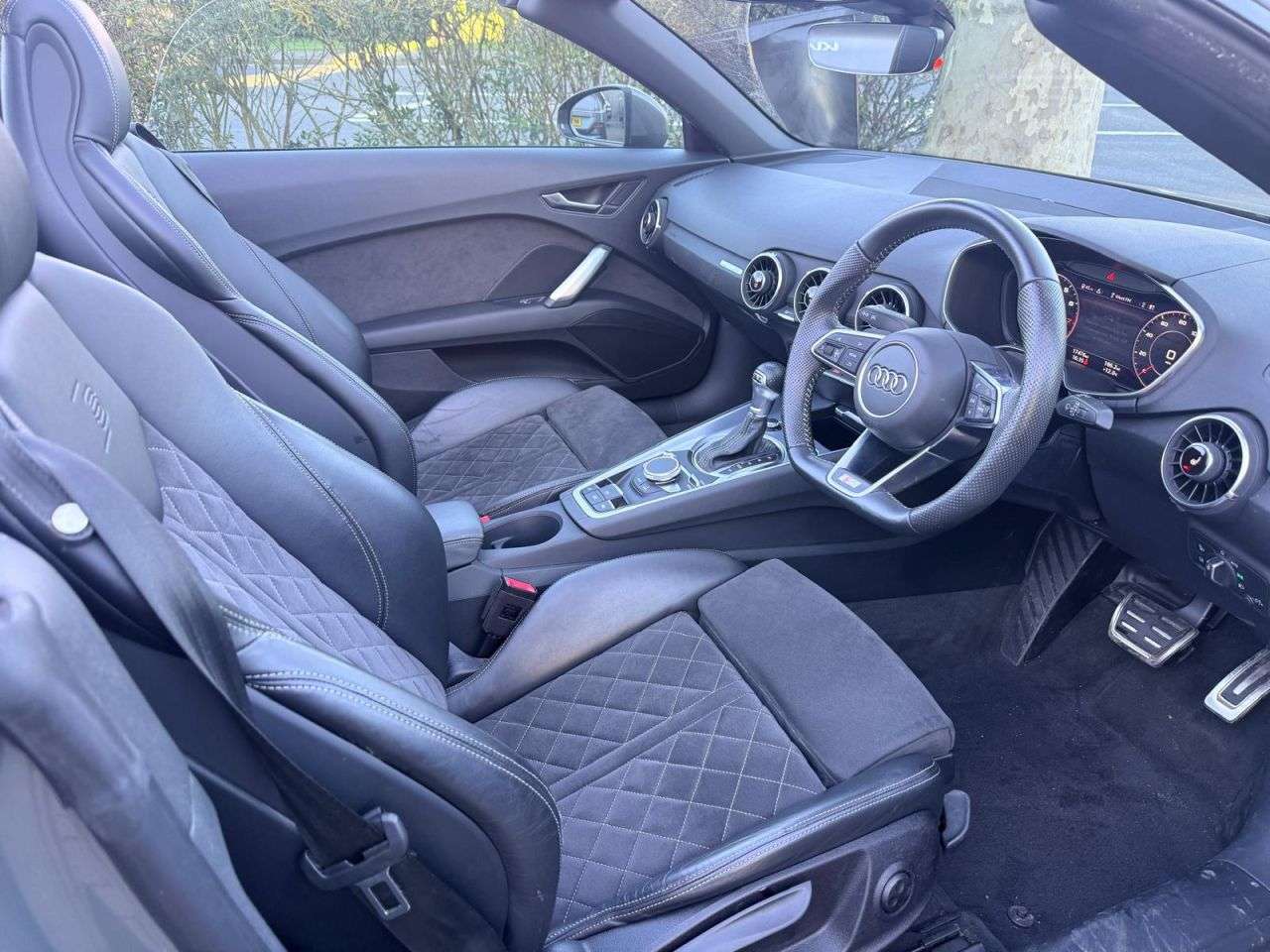 A 2021 AUDI TT 2.0 TFSI 45 S line Roadster 2dr Petrol S Tronic Euro 6 (s/s) (245 ps) A 2021 AUDI TT 2.0 TFSI 45 S line Roadster 2dr Petrol S Tronic Euro 6 (s/s) (245 ps)