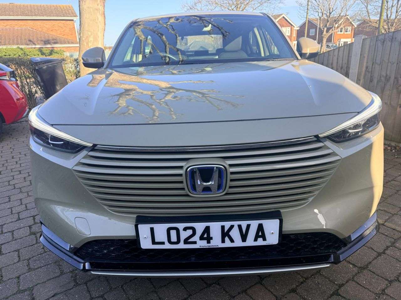 A 2024 HONDA HR-V 1.5 h i-MMD Advance SUV 5dr Petrol Hybrid CVT Euro 6 (s/s) (131 ps) A 2024 HONDA HR-V 1.5 h i-MMD Advance SUV 5dr Petrol Hybrid CVT Euro 6 (s/s) (131 ps)