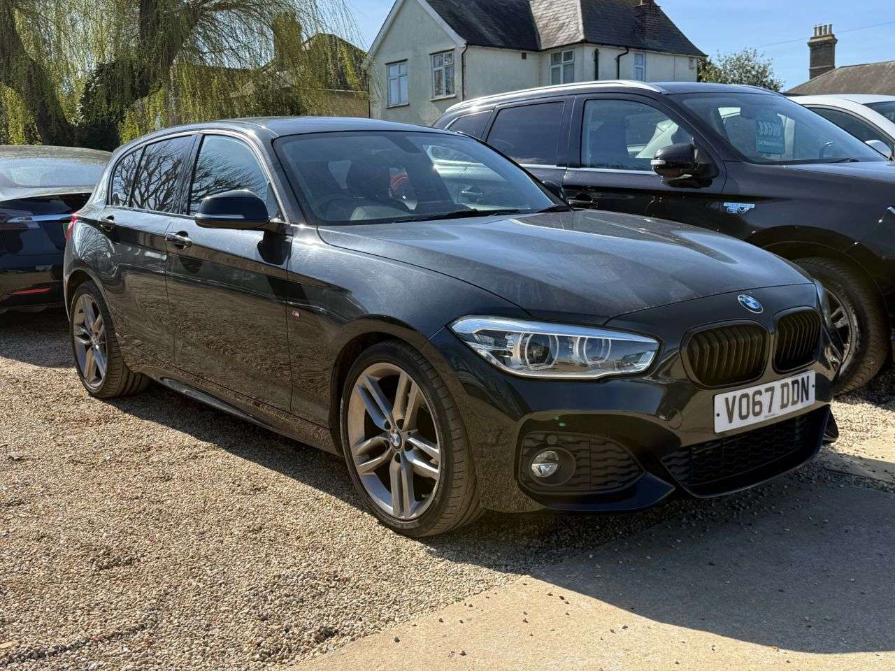 A 2017 BMW 1 SERIES 1.5 116d M Sport Hatchback 5dr Diesel Manual Euro 6 (s/s) (116 ps) CLIMATE, A 2017 BMW 1 SERIES 1.5 116d M Sport Hatchback 5dr Diesel Manual Euro 6 (s/s) (116 ps) CLIMATE,