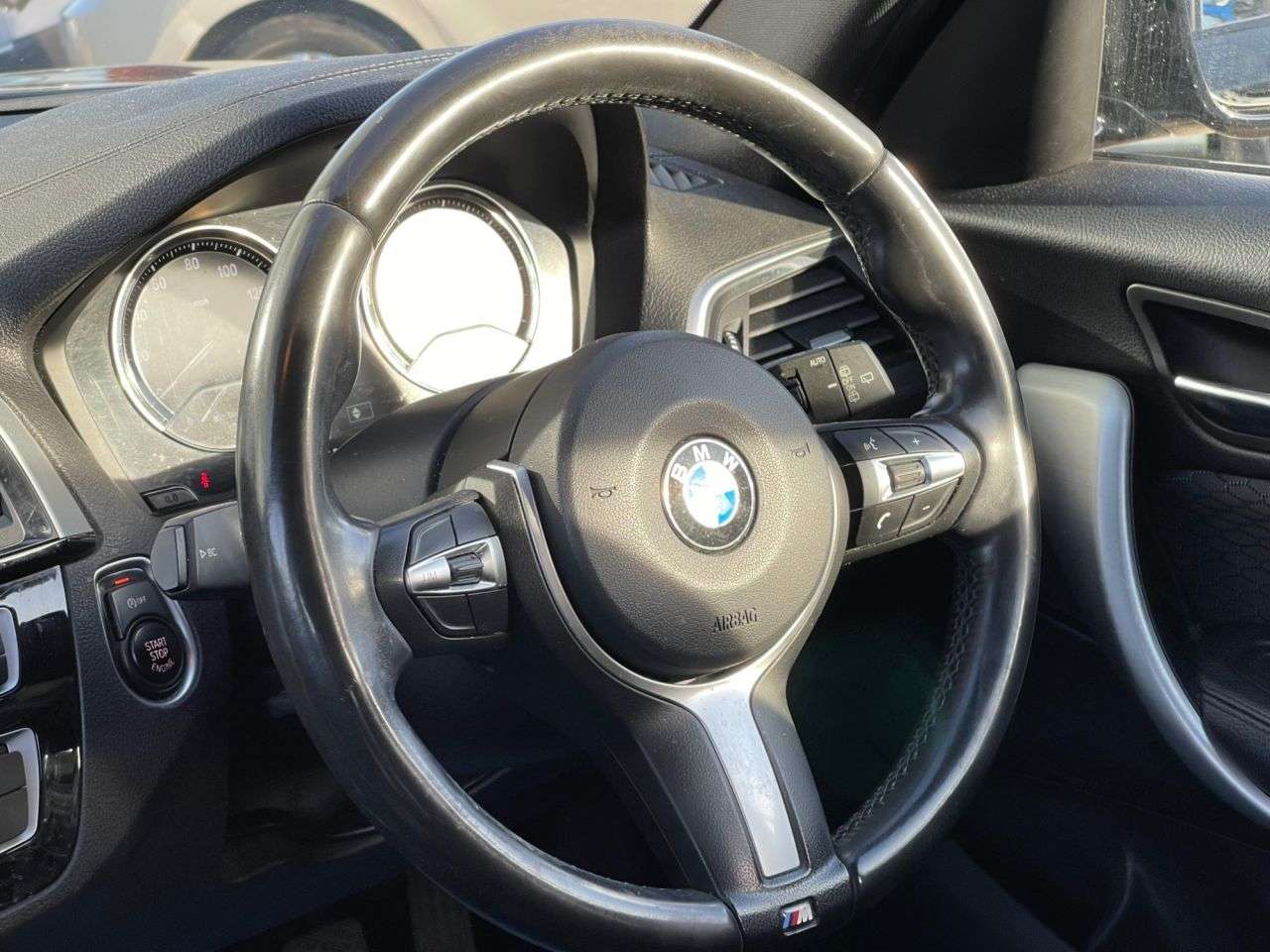 2017 BMW 1 SERIES 2017 BMW 1 SERIES