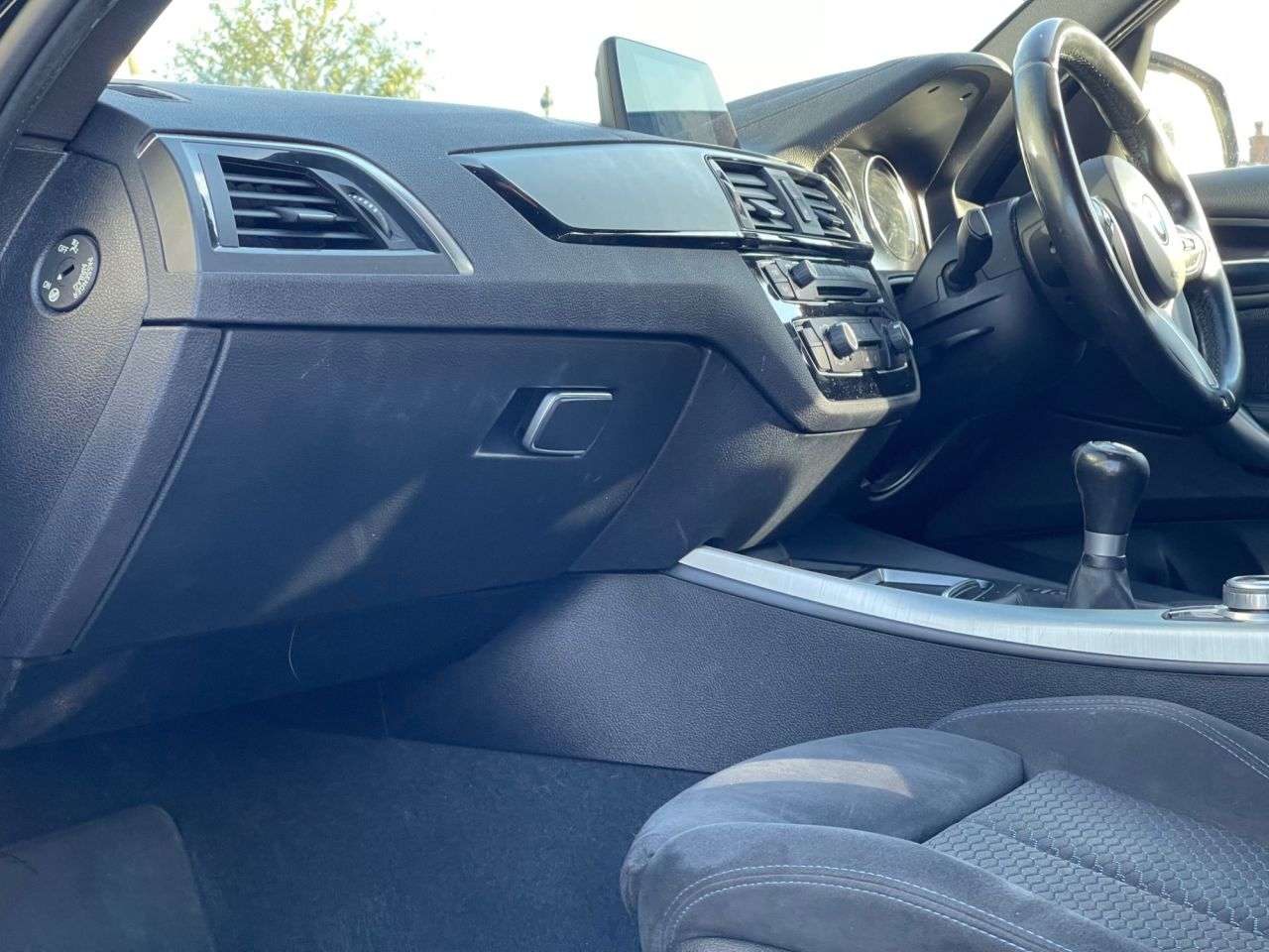 2017 BMW 1 SERIES 2017 BMW 1 SERIES