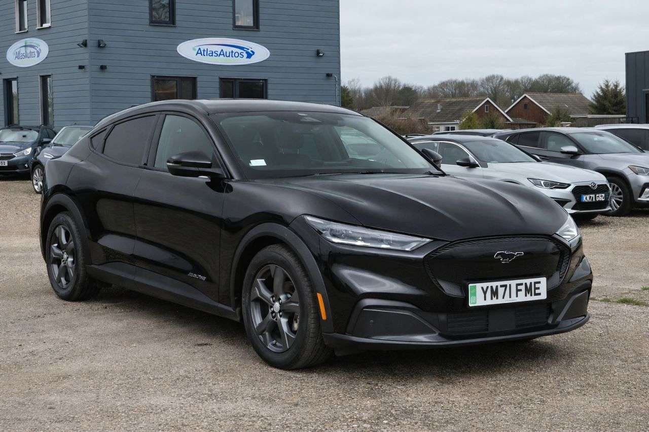 A 2022 FORD MUSTANG MACH-E Standard Range 70kWh SUV 5dr Electric Automatic (269 ps) A 2022 FORD MUSTANG MACH-E Standard Range 70kWh SUV 5dr Electric Automatic (269 ps)