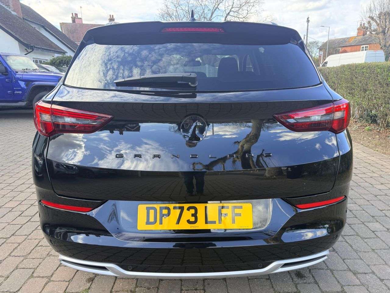 A 2023 VAUXHALL GRANDLAND 1.2 Turbo Ultimate SUV 5dr Petrol Auto Euro 6 (s/s) (130 ps) HEATED PART LE A 2023 VAUXHALL GRANDLAND 1.2 Turbo Ultimate SUV 5dr Petrol Auto Euro 6 (s/s) (130 ps) HEATED PART LE