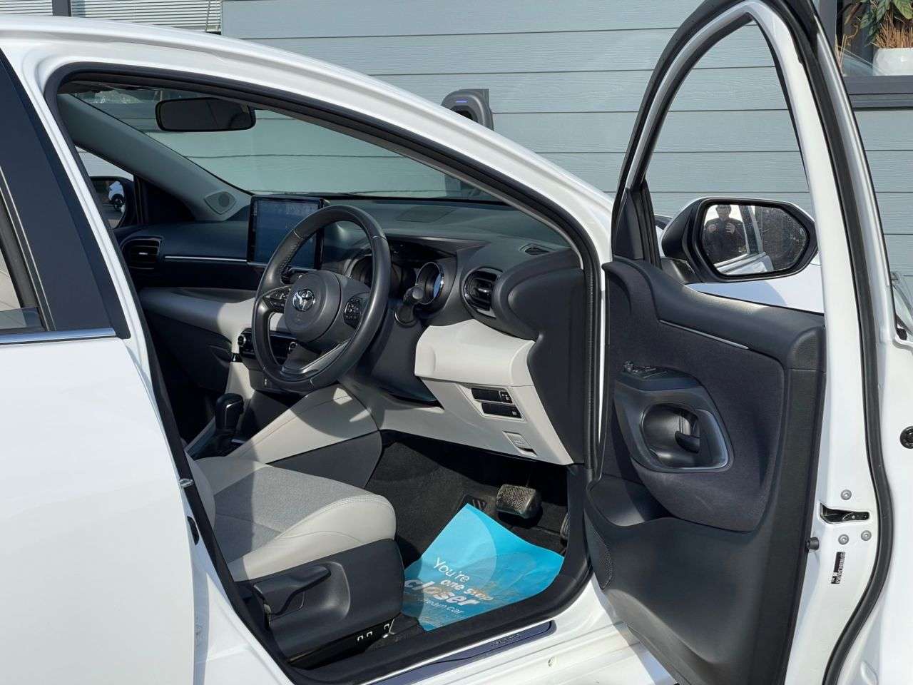 2023 TOYOTA YARIS 2023 TOYOTA YARIS