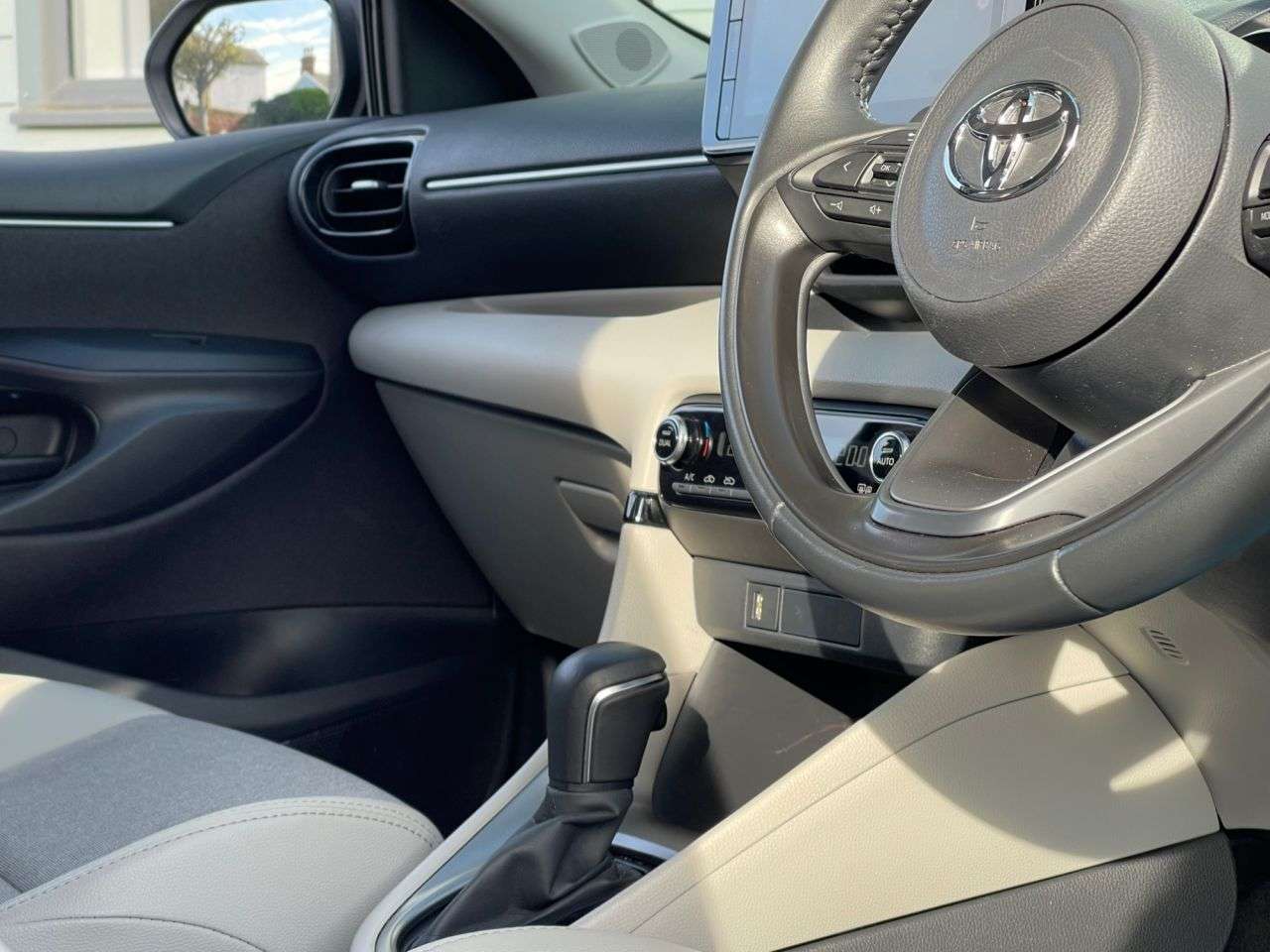 2023 TOYOTA YARIS 2023 TOYOTA YARIS