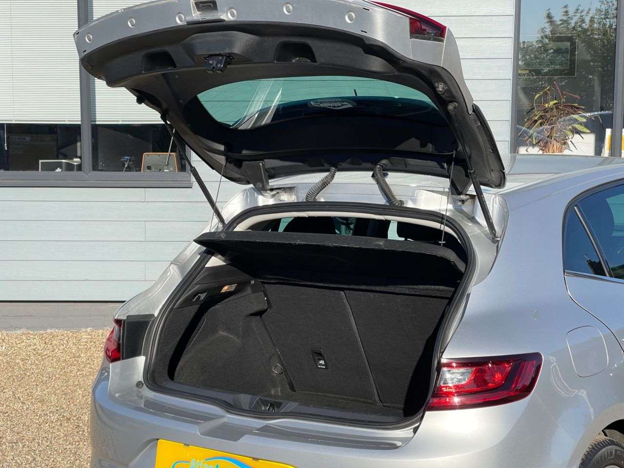 2017 RENAULT MEGANE 2017 RENAULT MEGANE
