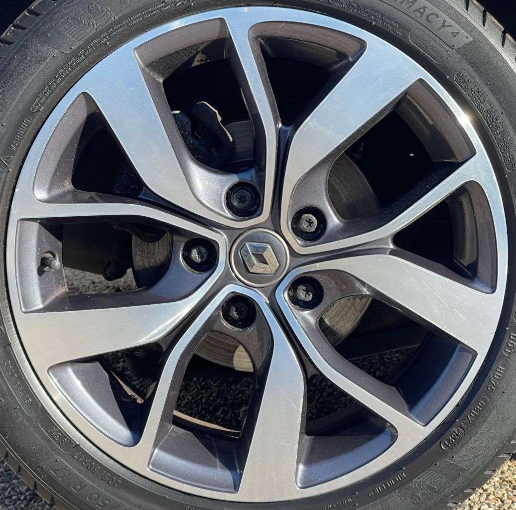 2017 RENAULT MEGANE 2017 RENAULT MEGANE