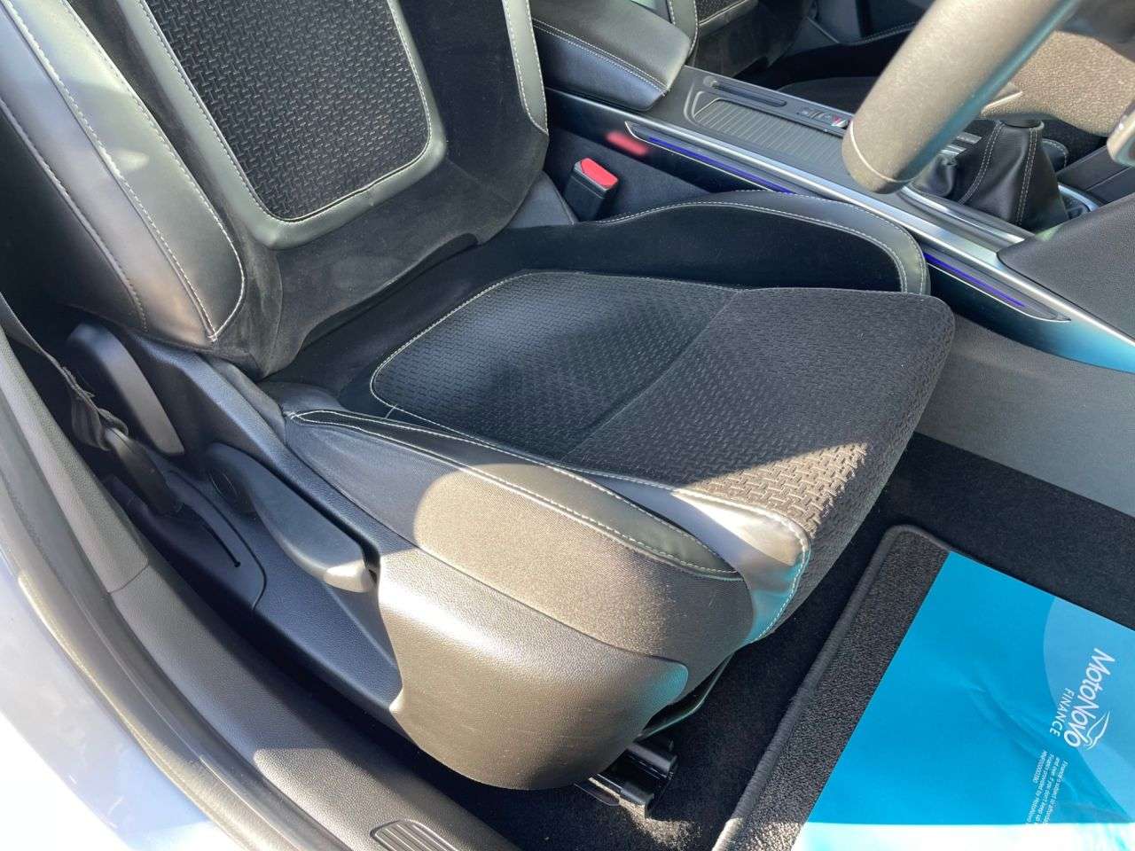 2017 RENAULT MEGANE 2017 RENAULT MEGANE