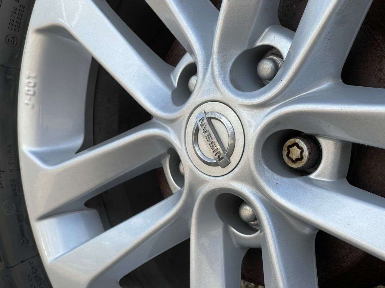 A 2017 NISSAN JUKE 1.2 DIG-T N-Connecta SUV 5dr Petrol Manual Euro 6 (s/s) (115 ps) REAR CAMER A 2017 NISSAN JUKE 1.2 DIG-T N-Connecta SUV 5dr Petrol Manual Euro 6 (s/s) (115 ps) REAR CAMER